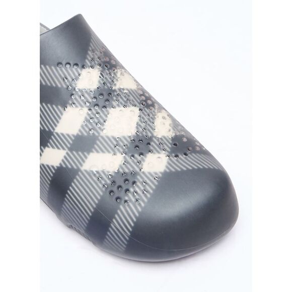 Burberry Men Check Rubber Stingray Clogs - Picture 2 of 7